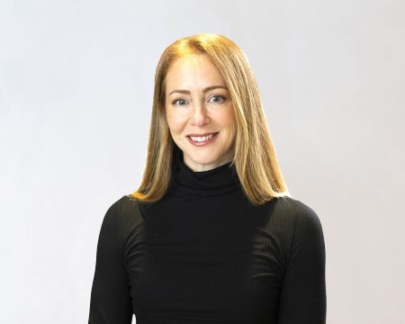 Helen Headshots-Webiste.jpg