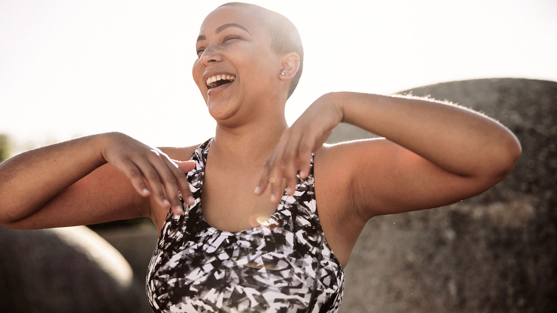 post workout glow 30 year old woman outside in the sun